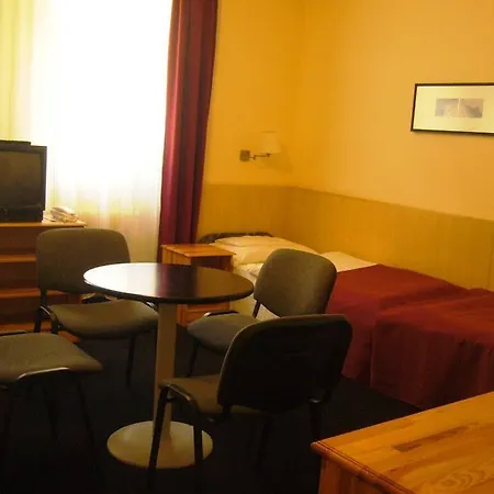 Laterum 3*