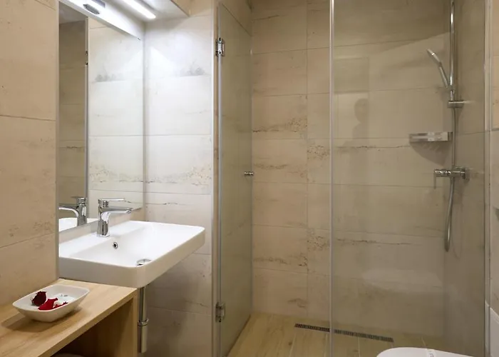 Laterum 3* بيتْش