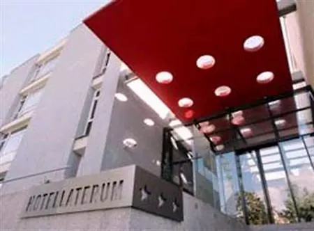 فندق Laterum 3*